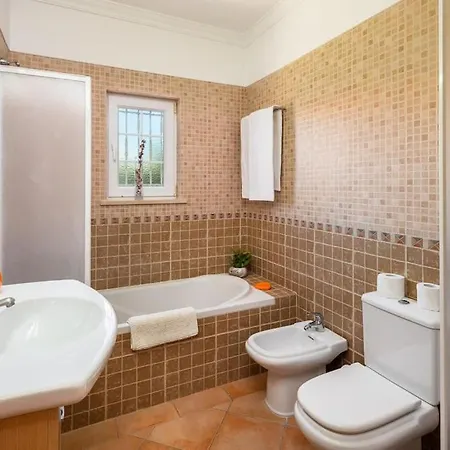 Private Ribeiro I Heated Pool, 4 Bed, Bbq, Ac, Wifi, Βίλα Αλμπουφέιρα