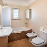 Villa Private Ribeiro I Heated Pool, 4 Bed, Bbq, Ac, Wifi,