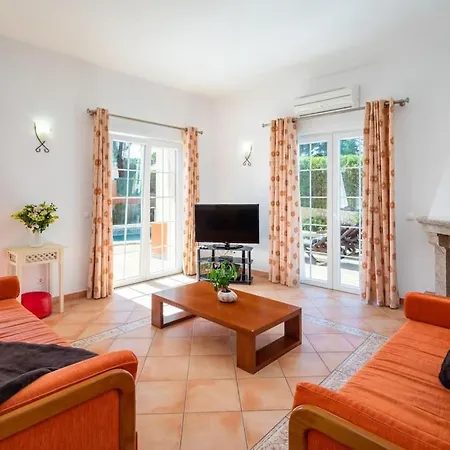 Villa Private Ribeiro I Heated Pool, 4 Bed, Bbq, Ac, Wifi, Albufeira