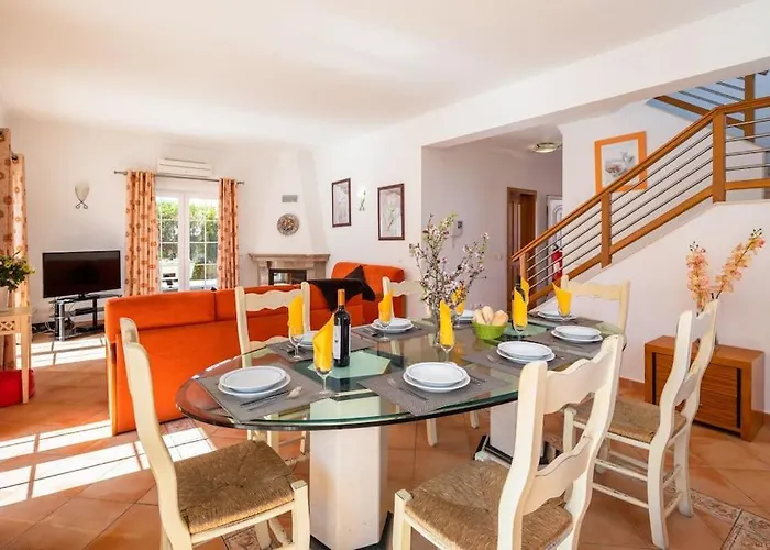 Private Ribeiro I Heated Pool, 4 Bed, Bbq, Ac, Wifi, וילה *